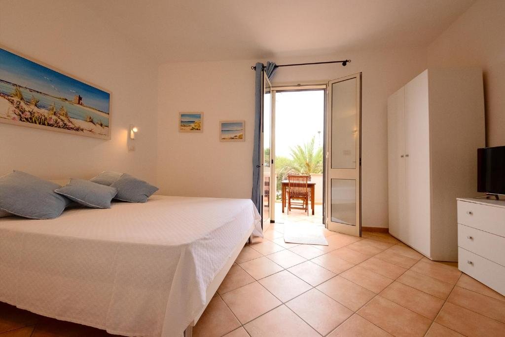 immagine 2 Camera Friday B&B Happy Days Santa Maria al Bagno vicino Nardò sul Golfo di Gallipoli