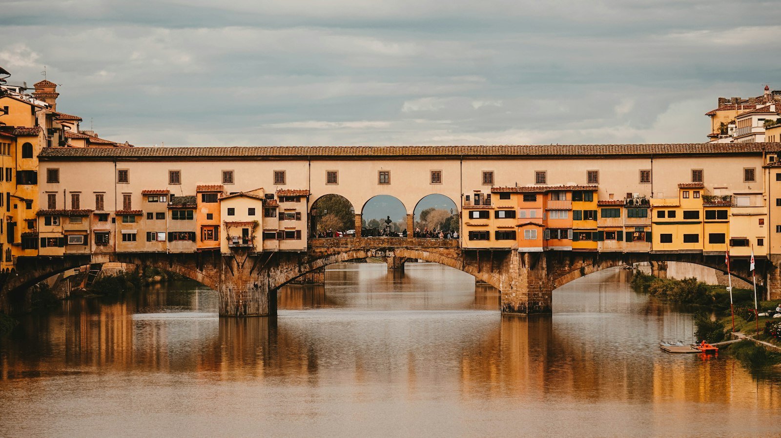 Ponte Vecchio over the Arno in Florence