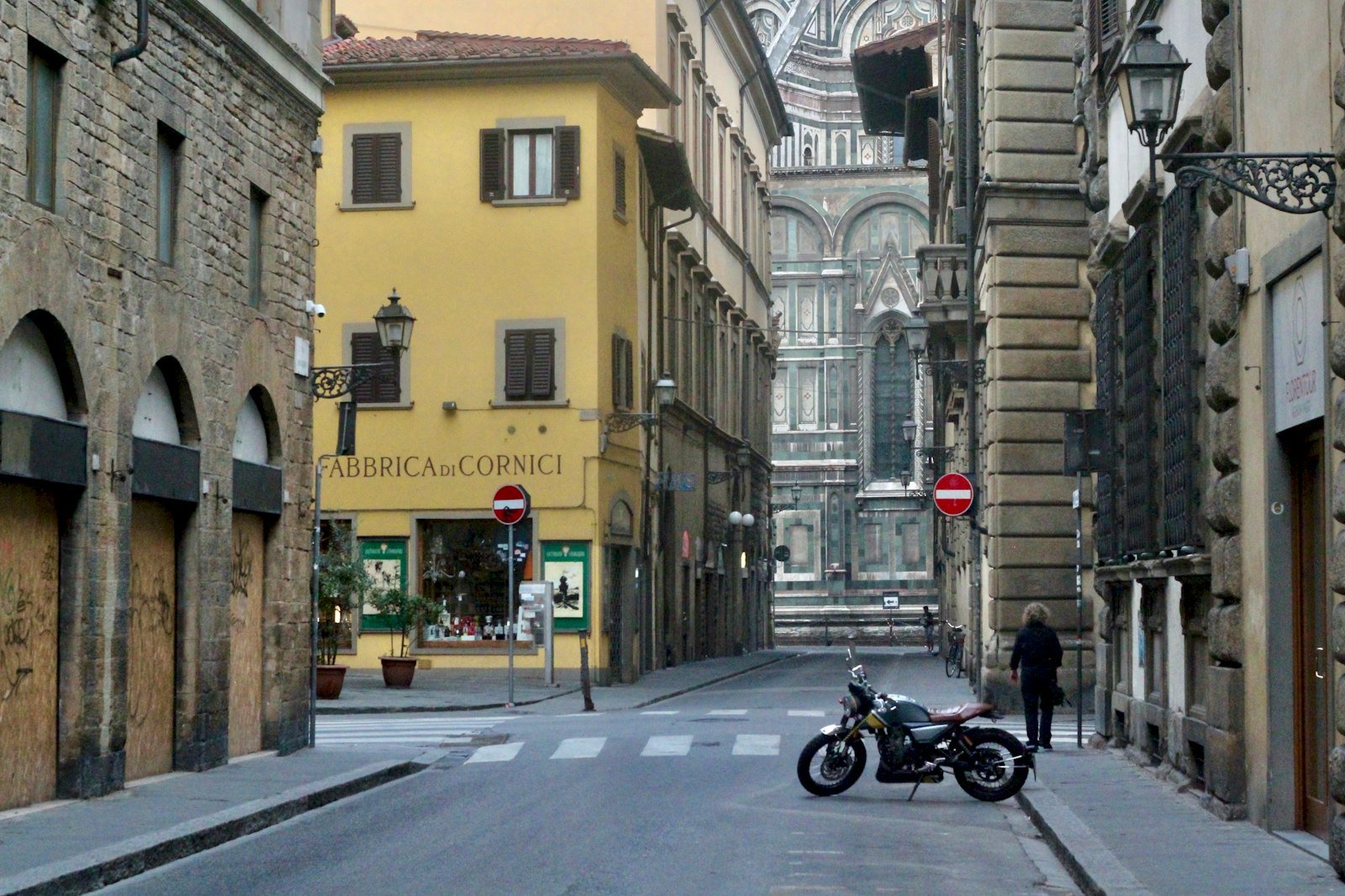 Florence ZTL for tourists: 2026 hours and where to park near Ognissanti
